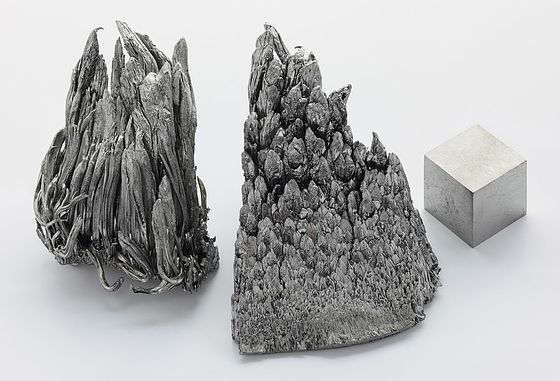 الصين Ytterbium Metal Yb الأرض النادرة معدن مقاوم لدرجة الحرارة العالية المزود