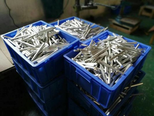 الصين المياه الساخنة المدفئة عصا الأنود / عصا الأنود المغنيسيوم مع NPT 3/4 " 1/2 " المزود