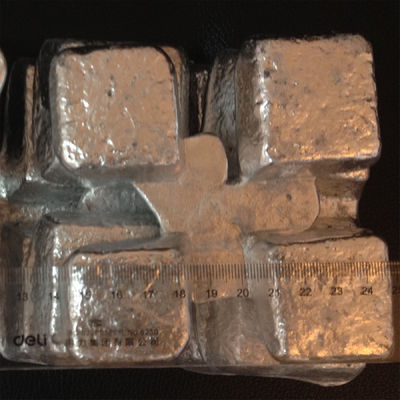 AlV 5-85% سبيكة فاناديوم-ألومنيوم سبيكة رئيسية / سبيكة رئيسية على أساس الألومنيوم المزود